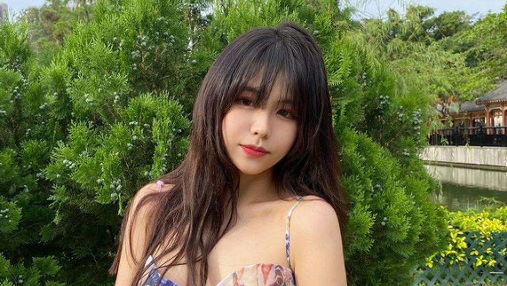 Potret Ukei Cheung, Pacar Brondong Stephen Chow